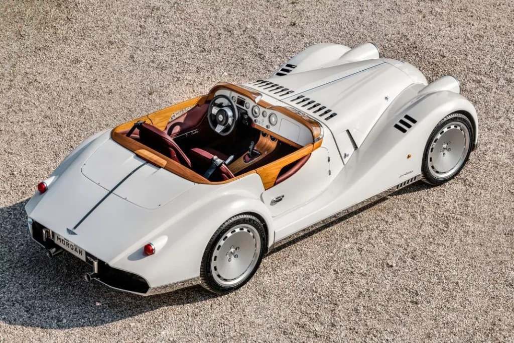 2024 Morgan Midsummer Pininfarina 4 Motor16
