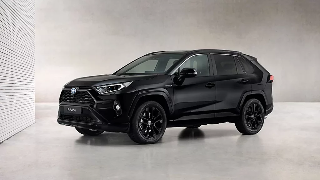 El famoso mecánico de YouTube que te aconseja qué coche de segunda mano comprar para no pisar en taller en 15 o 16 años 130 Motor16 992 rav43 4 bfront Motor16