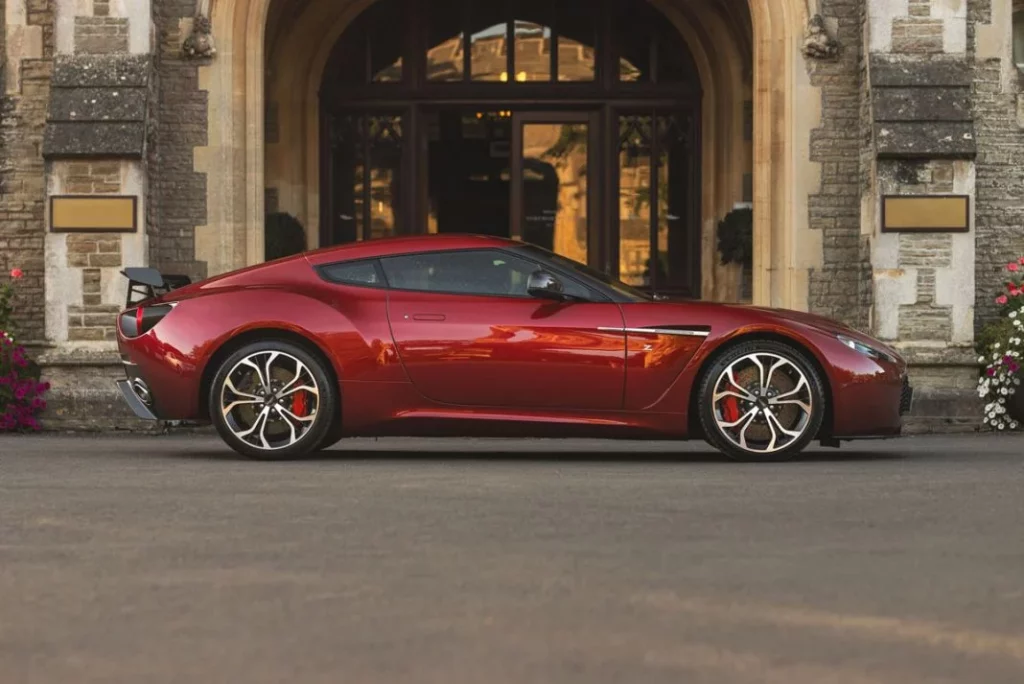 Un paseo por la historia de Zagato 13 Motor16 ASTON MARTIN V12 VANTAGE ZAGATO 2 Motor16