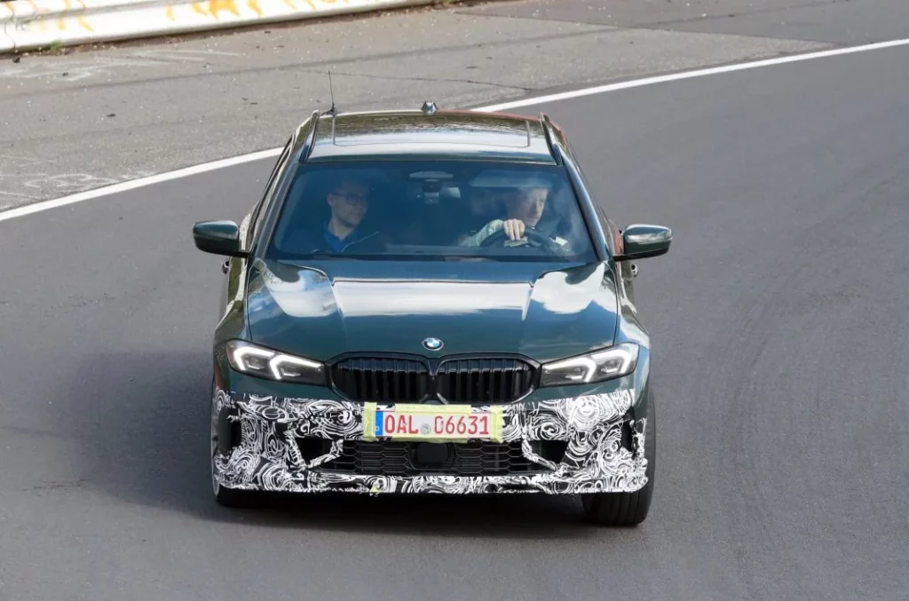 Alpina B3 Touring 3 Motor16