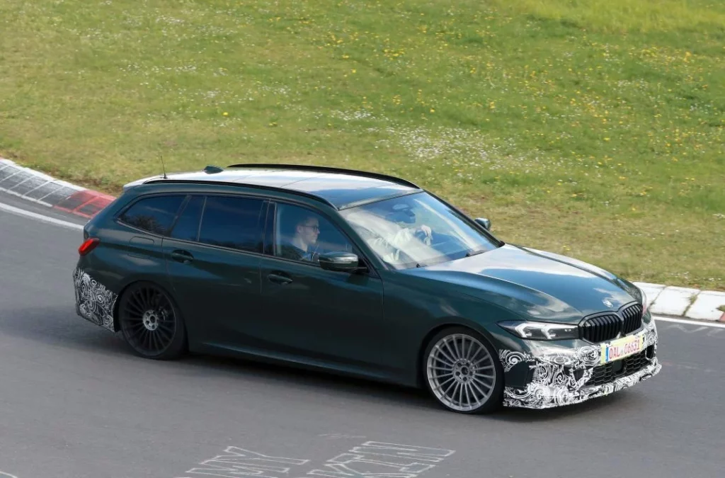 Alpina B3 Touring 7 Motor16