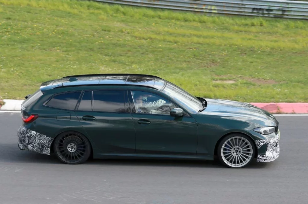 Alpina B3 Touring 8 Motor16