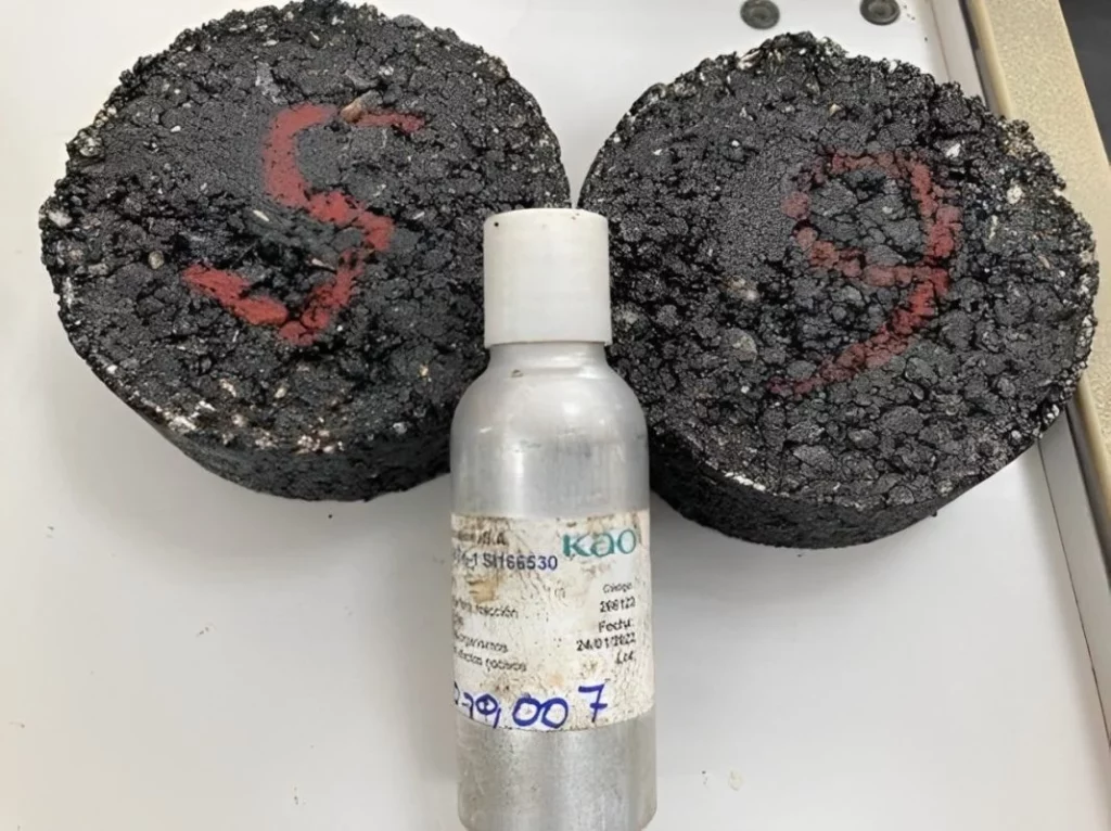 El ‘ingrediente secreto’ que lleva el asfalto que se usa en Madrid 210 Motor16 Asfalto Madrid aroma mango1 Motor16