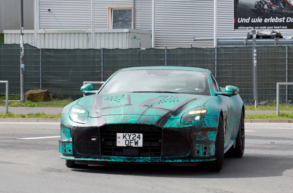 Vuelve el Aston Martin Vanquish 7 Motor16 Aston Martin Vanquish 4 Motor16