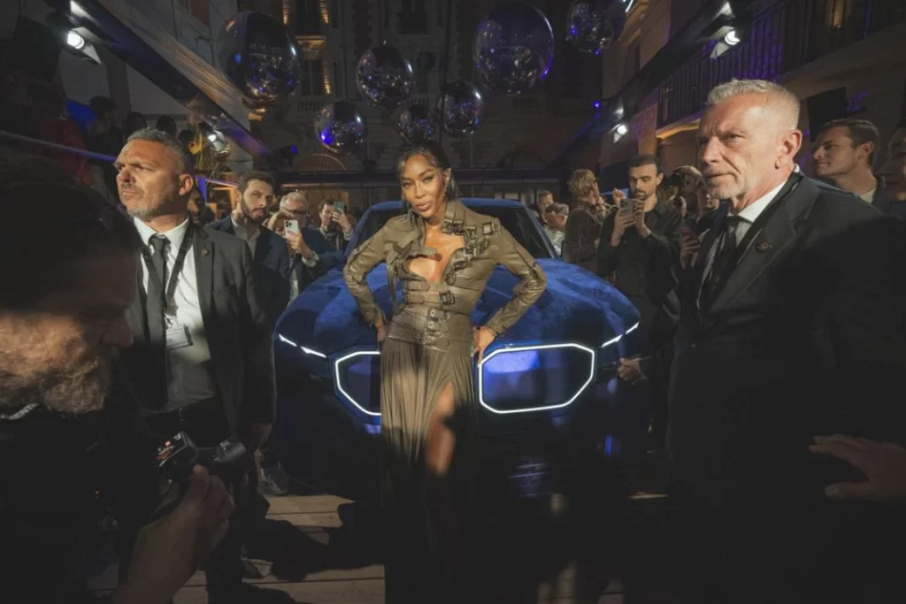 Así es el espectacular BMW que ha inspirado la supermodelo Naomi Campbell 11 Motor16 BMW XM Mystique Allure Naomi Campbell16 Motor16