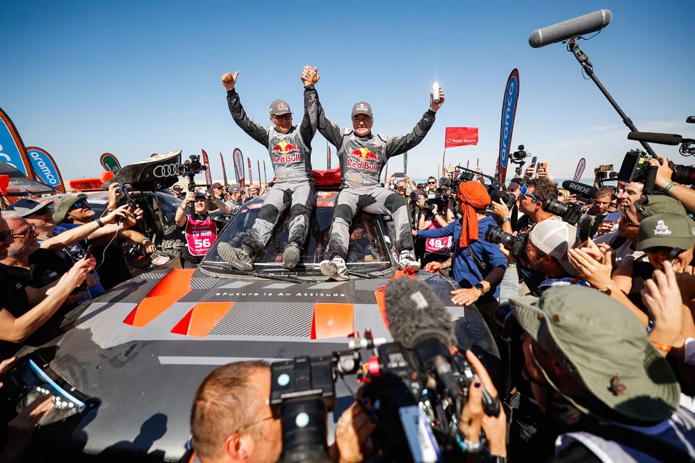 Con Ford en el Dakar: la inagotable ambición de Carlos Sainz por ganarse a sí mismo 8 Motor16 CARLOS SAINZ DAKAR AUDI 2 Motor16