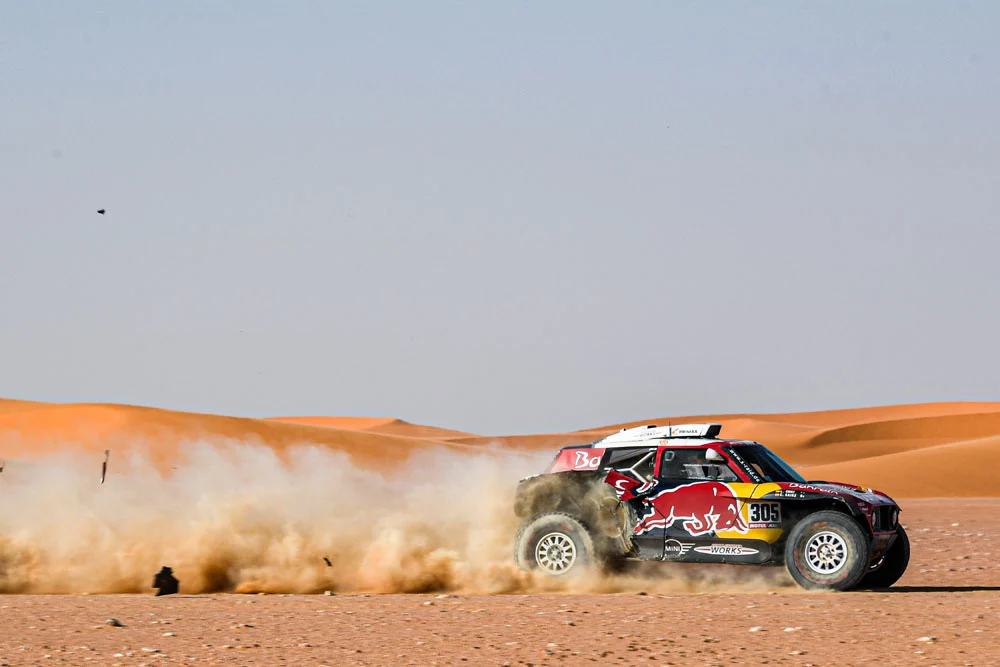 Con Ford en el Dakar: la inagotable ambición de Carlos Sainz por ganarse a sí mismo 7 Motor16 CARLOS SAINZ DAKAR MNI Motor16