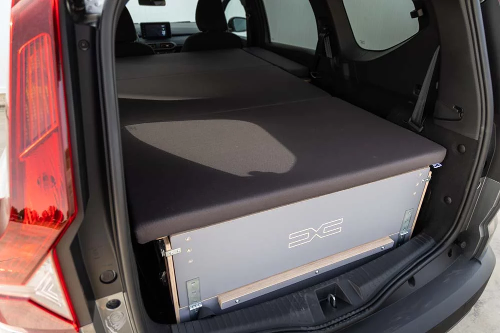 Dacia Jogger Hybrid 18 Motor16