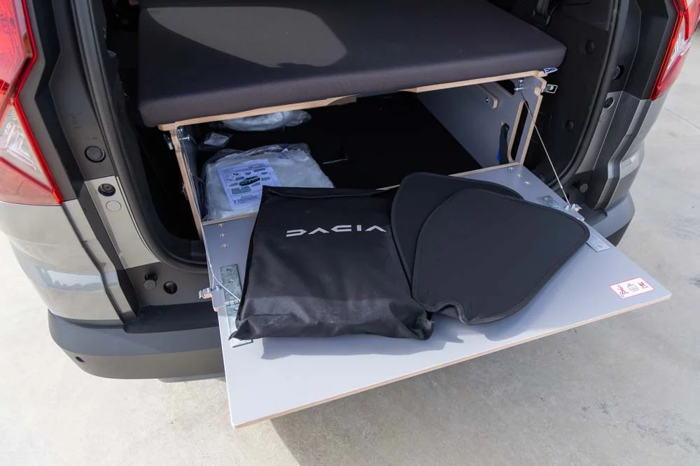 Dacia Jogger Hybrid 20 Motor16