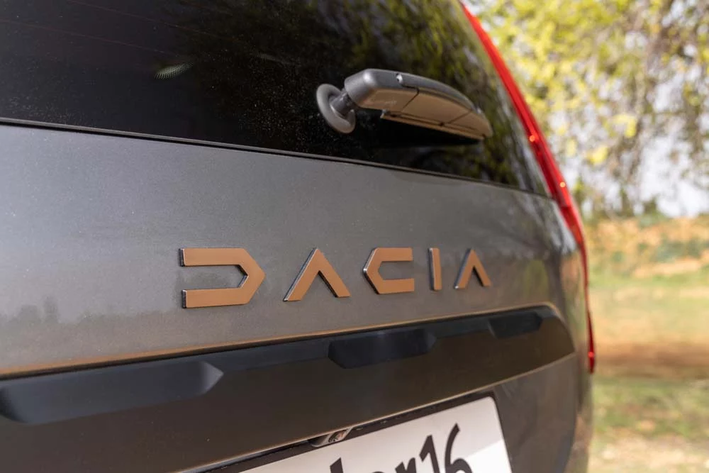 Dacia Jogger Hybrid 30 Motor16