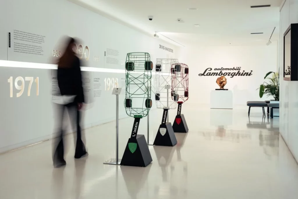 Lamborghini: 100 obras de arte para celebrar 60 años de innovación y diseño 1 Motor16 EXPO Lamborghini 20241 Motor16