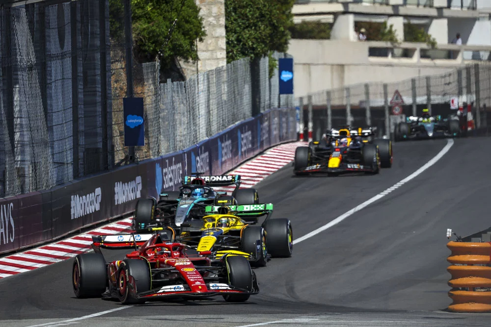 El día que el GP de Mónaco hizo por fin justicia a su hijo pródigo 4 Motor16 EuropaPress 5988040 55 sainz carlos spa scuderia ferrari sf 24 action during the formula grand Motor16