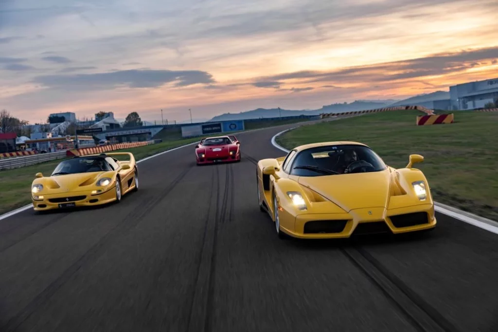 Aunque tuvieras 5 millones para comprarte este superdeportivo, no tenías suficiente dinero para unas ruedas... Hasta ahora 75 Motor16 F50 F40 Enzo 1 Motor16
