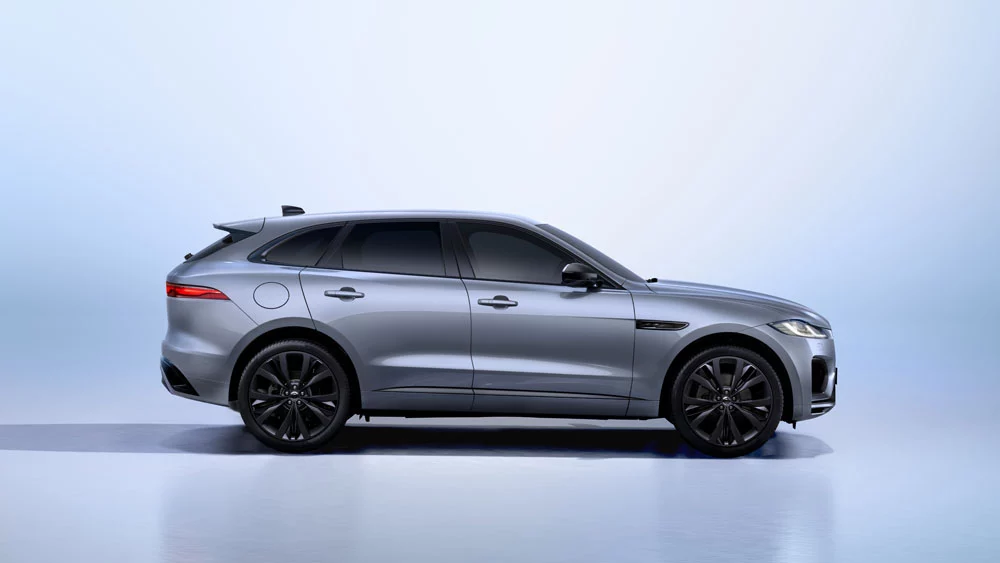 El coche que celebra los 90 años de lujo y deportividad de Jaguar 1 Motor16 JAGUAR F PACE 90 ANIVERSARIO 3 Motor16