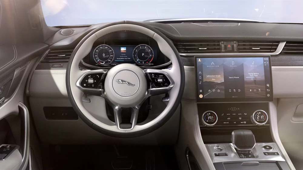 El coche que celebra los 90 años de lujo y deportividad de Jaguar 3 Motor16 JAGUAR F PACE 90 ANIVERSARIO 4 Motor16