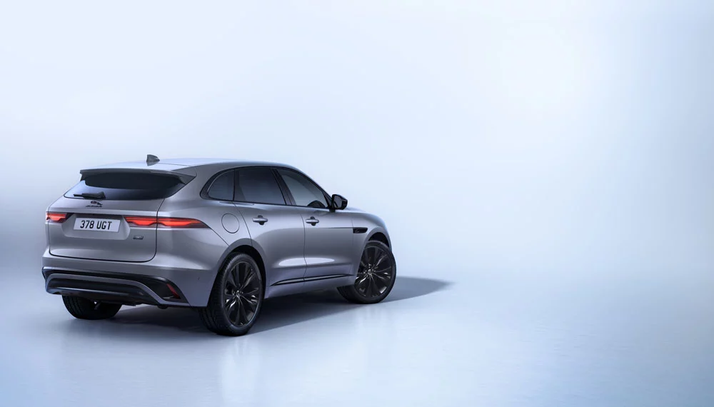 El coche que celebra los 90 años de lujo y deportividad de Jaguar 8 Motor16 JAGUAR F PACE 90 ANIVERSARIO 5 Motor16