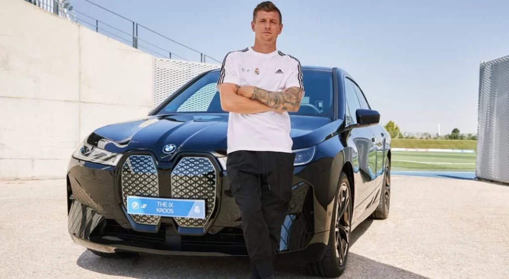 El último coche de Toni Kroos como jugador del Real Madrid 39 Motor16 Kroos BMW iX Motor16