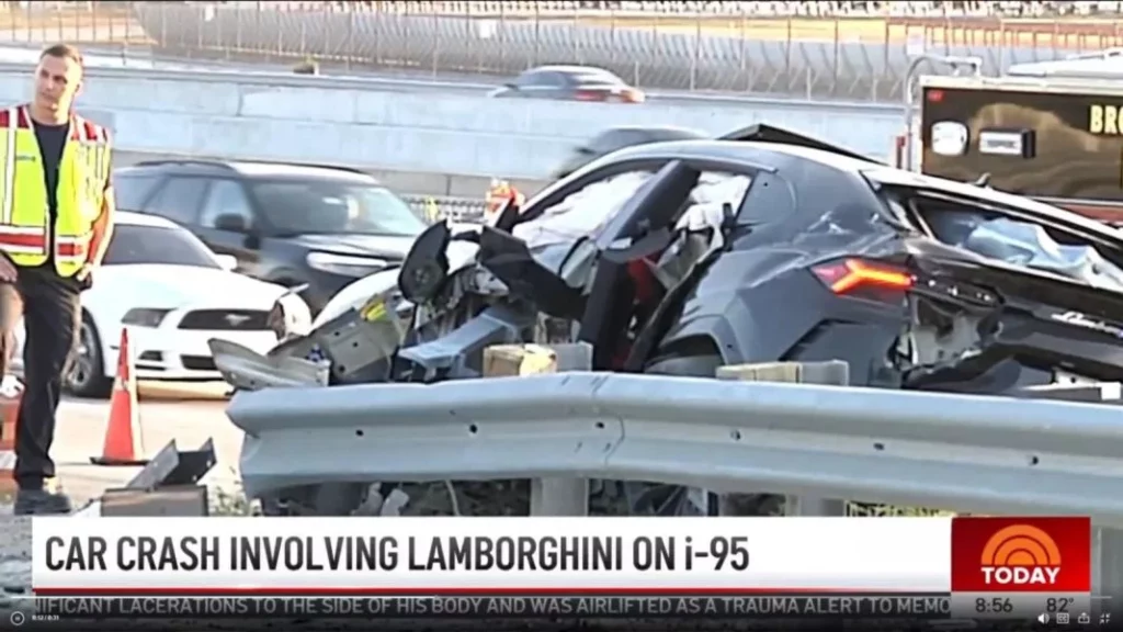 El destrozo que este Lamborghini Urus ha preparado en esta carretera. Con Mustang involucrado 2 Motor16 Información sobre los ocupantes y el estado actual de la investigación.