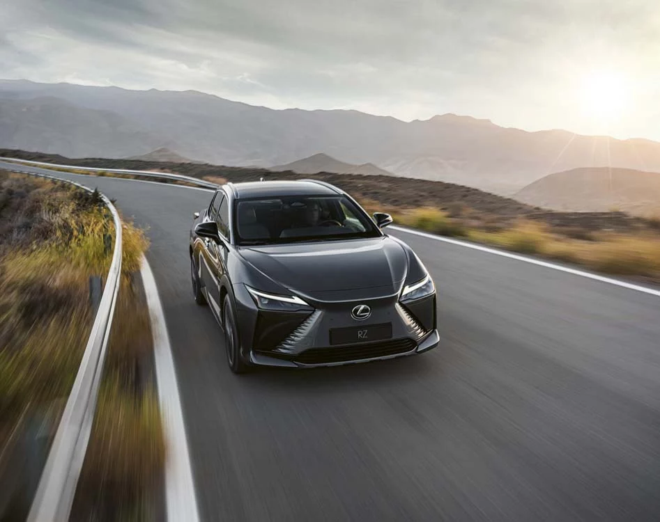 Por fin aterriza el Lexus RZ 300e: llega más lejos y es más barato 2 Motor16 Lexus RZ 300e
