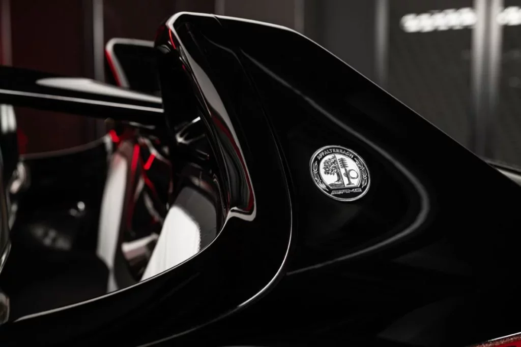 MERCEDES AMG PURESPEED 34 Motor16