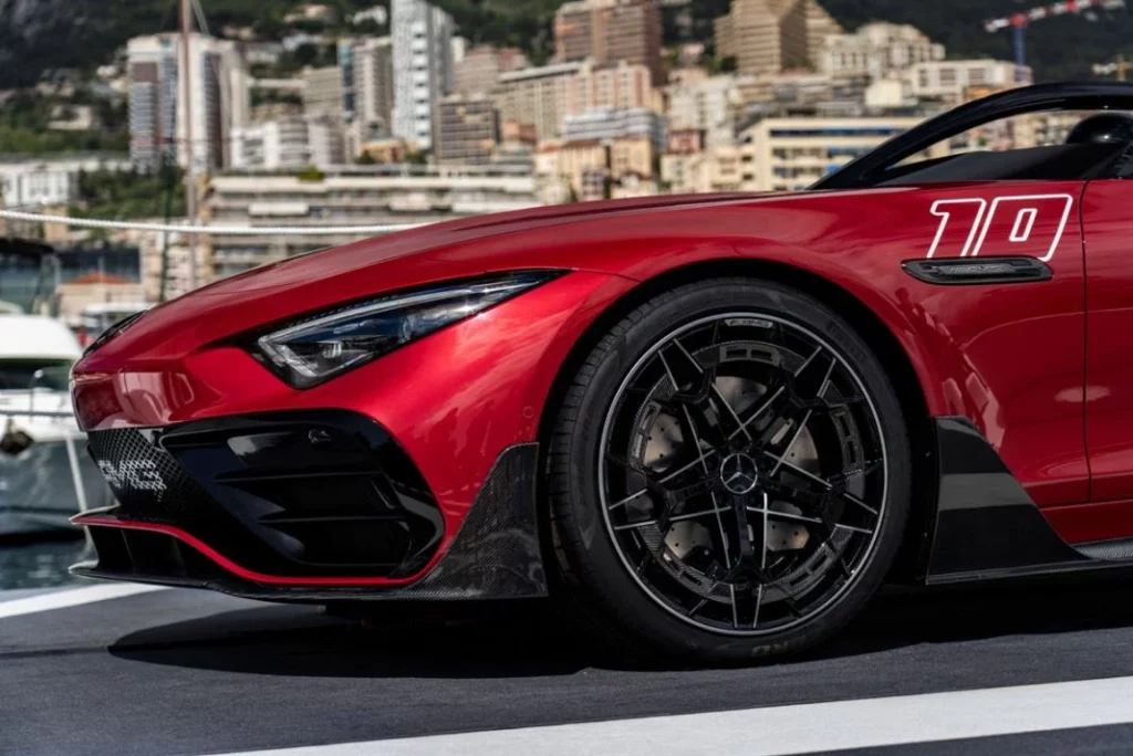 MERCEDES AMG PURESPEED 5 Motor16
