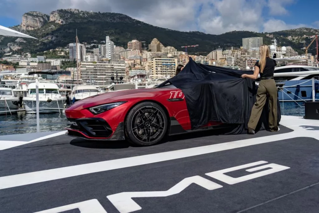 MERCEDES AMG PURESPEED 6 Motor16