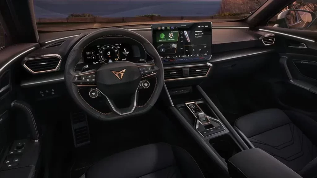 La metamorfosis de Cupra: Formentor y León se transforman con una "nariz de tiburón" 2 Motor16 Modificaciones estéticas en el interior y ¿Qué sucede con los precios?