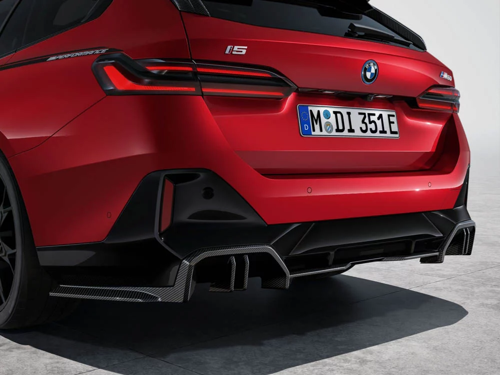 La exclusividad deportiva llega al BMW Serie 5 Touring y al i5 Touring 18 Motor16 P90546897 lowRes Motor16