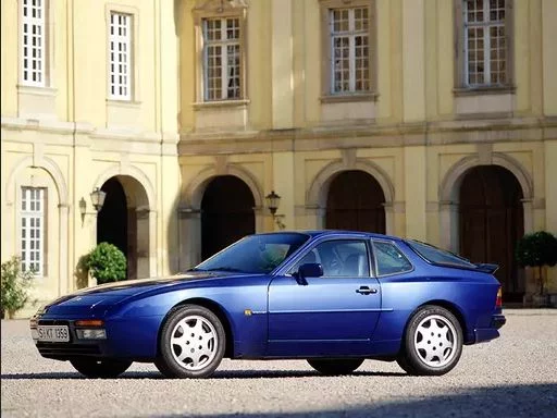 Porsche 944 cabriolet Motor16