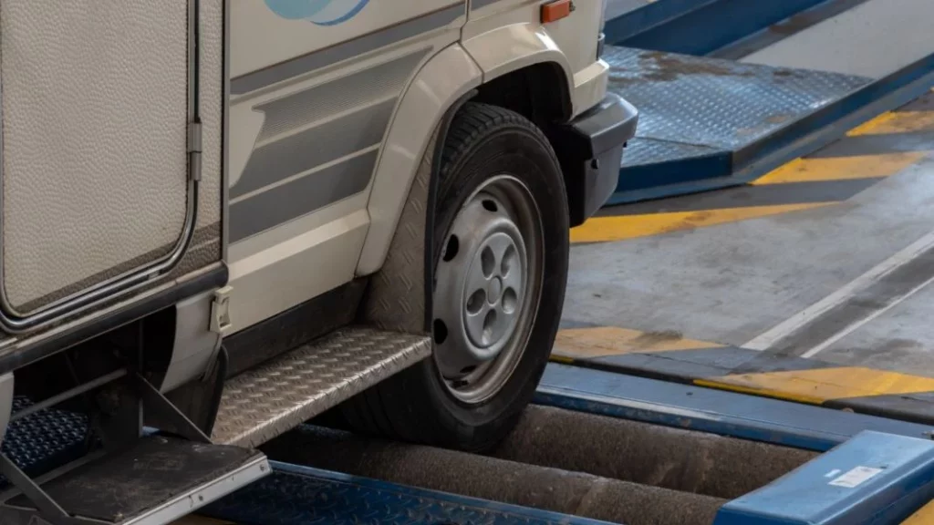 TUV Rheinland ITV Neumaticos Motor16