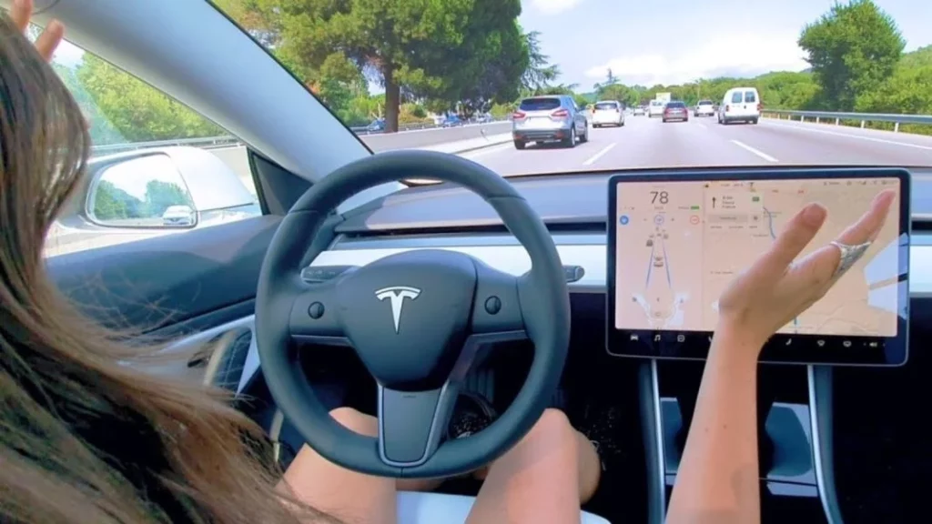 Así de sencillo se puede hackear tu Tesla 2 Motor16 Un llamado a la acción para Tesla.