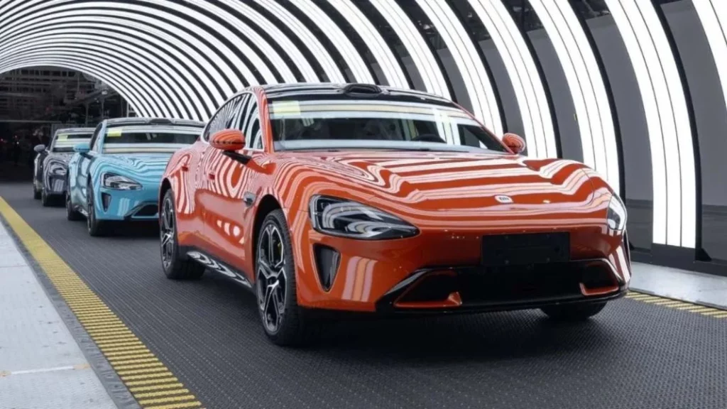 Xiaomi sigue los pasos de Tesla... también en lo malo: Este SU7 se apaga con 39 kilómetros 1 Motor16 Luego de devolverlo a fábrica, continuaron los problemas con Xiaomi