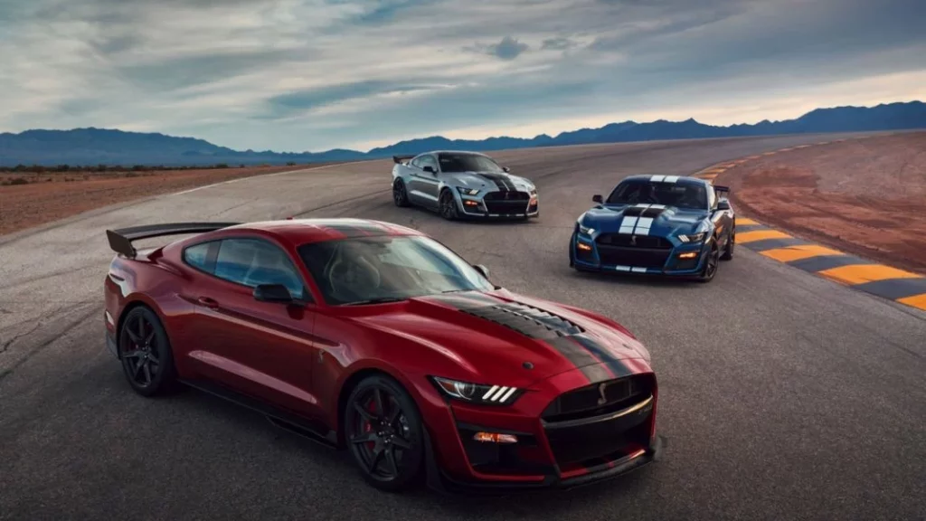 "Ni en un millón de años": CEO de Ford revela que modelo nunca será eléctrico. Y lo bien que hacen 2 Motor16 Una estrategia para revitalizar el catálogo de Ford
