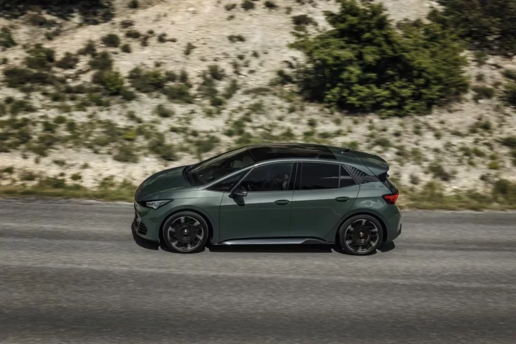cupra born vz 13 Motor16