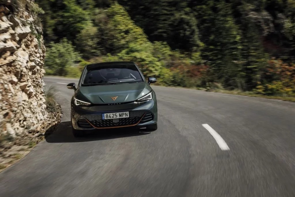 cupra born vz 8 Motor16