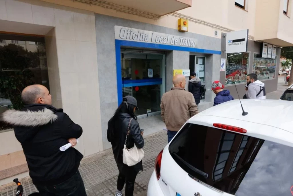 El principal motivo por el que la DGT se encuentra a medio gas 104 Motor16 plantilla