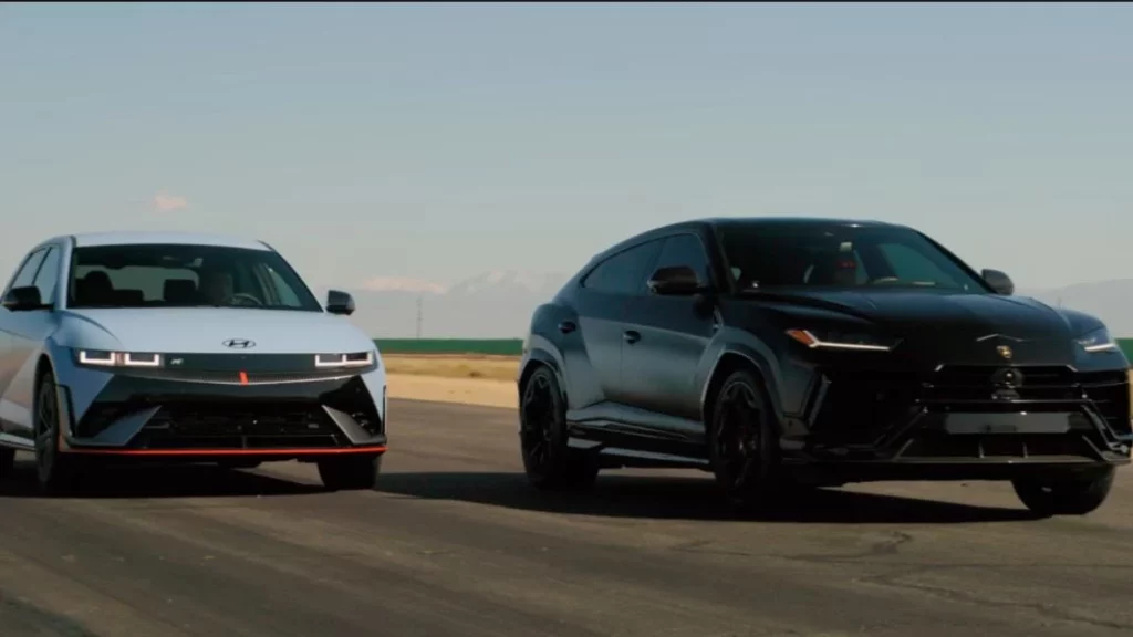 El misil eléctrico de Hyundai se enfrenta a cuatro SUV de gasolina con hasta 660 CV 1 Motor16 ¿Cómo le fue al Hyundai cuando le tocó competir contra un Lamborghini?