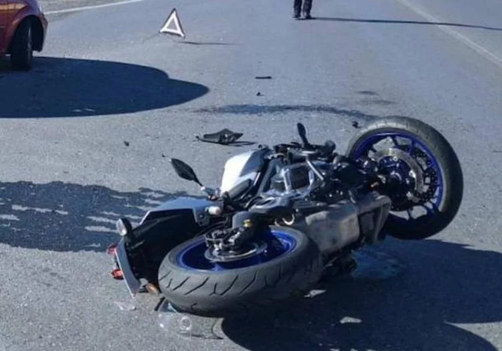 Los accidentes de tráfico más comunes entre quienes conducen motos de más de 125 5 Motor16 moto kmwH U200529074245OIC 1200x840@Leonoticias Motor16