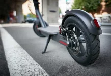 Policía, Bomberos y Guardia Civil avisan a quienes usan bicicletas y patinetes eléctricos fuera de la ciudad