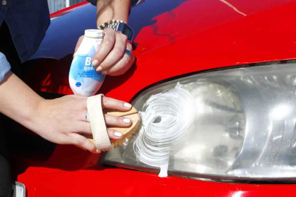 pulir faros coche pasta dientes 1 Motor16