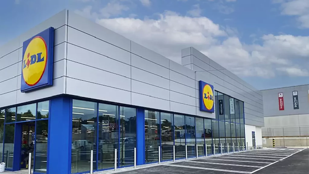 No busques en Amazon, Aliexpress… Lidl arrasa con el precio del accesorio estrella para tu coche 316 Motor16 lidl