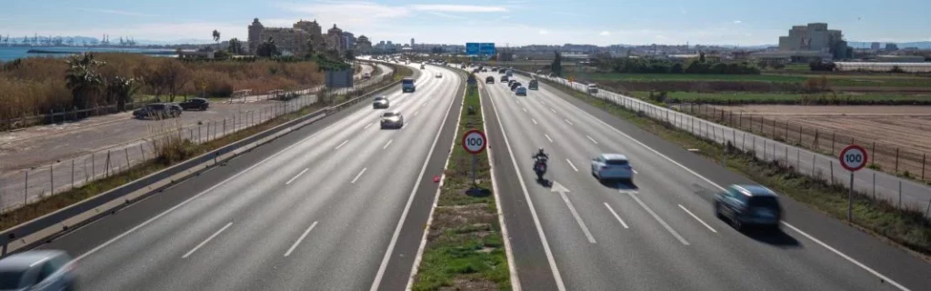 La DGT lo dice alto y claro: Si paras en esta carretera te van a robar 175 Motor16 estafas