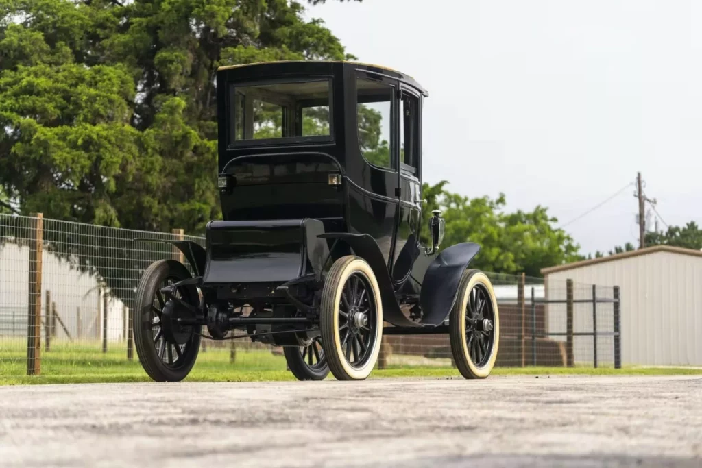 1913 Waverley Model 93 EV. Mecum. Imagen exterior.