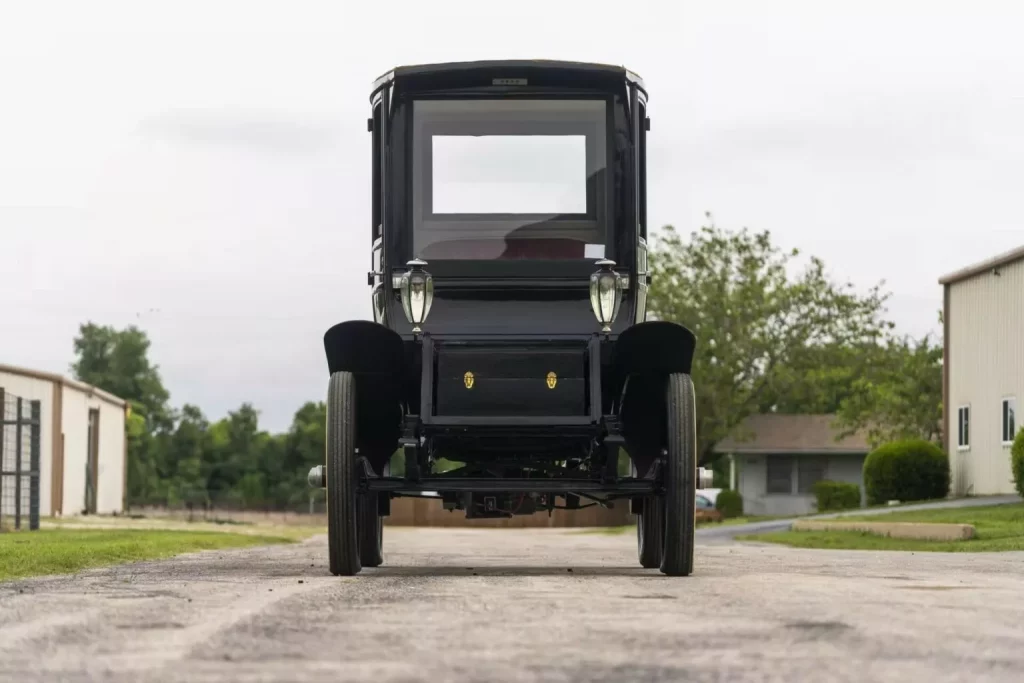 1913 Waverly Model 93 Mecum 4 Motor16