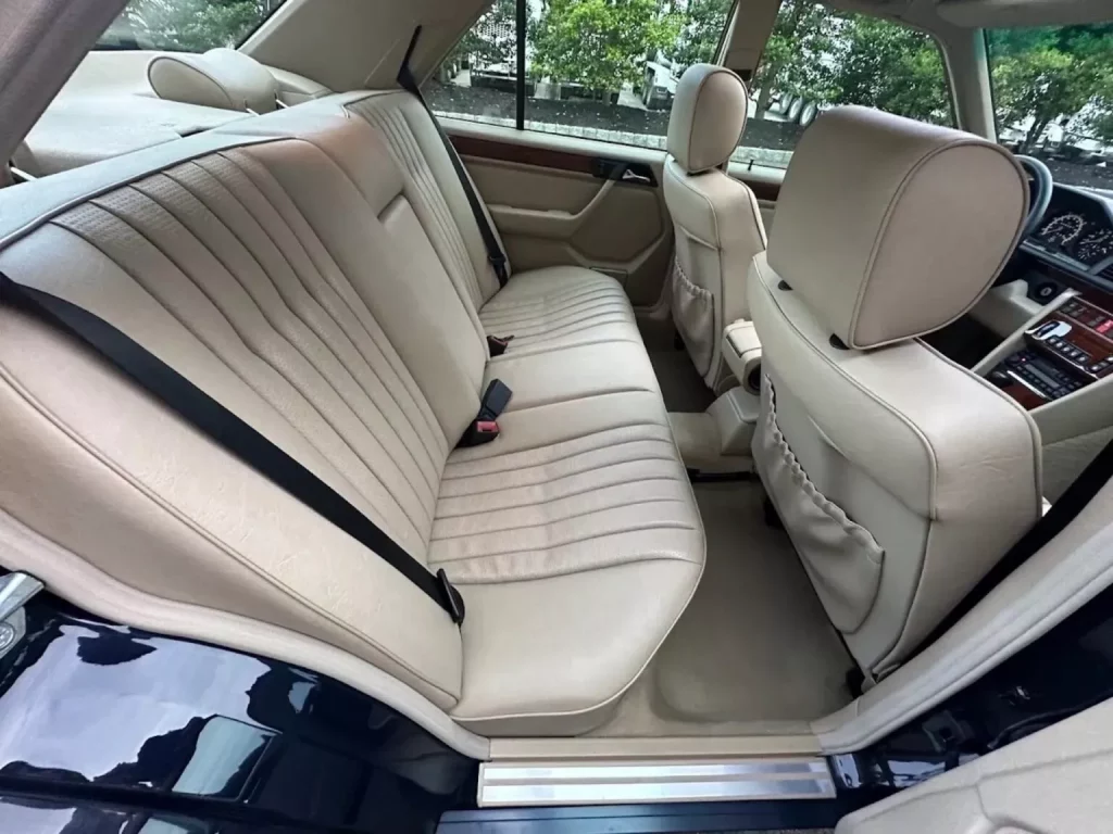 1995 Mercedes Benz E300 Diesel BAT 21 Motor16