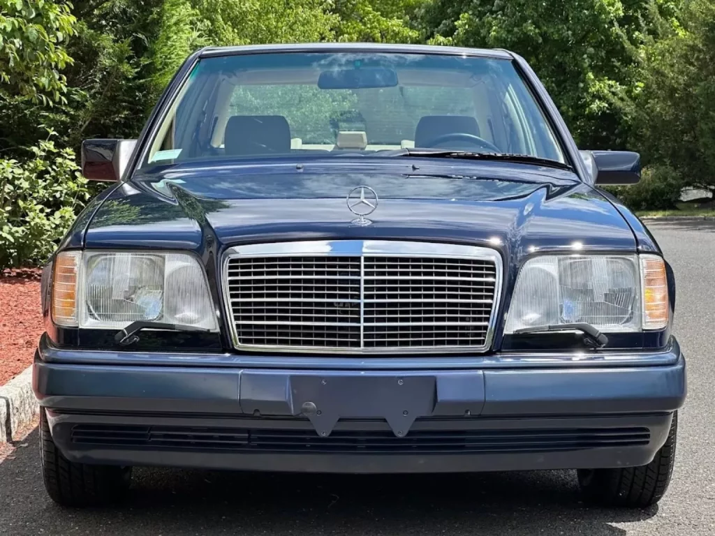 1995 Mercedes Benz E300 Diesel BAT 23 Motor16
