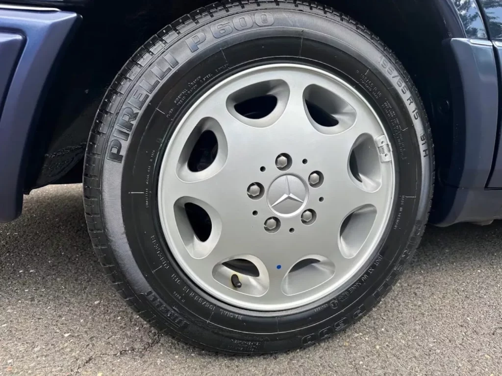 1995 Mercedes Benz E300 Diesel BAT 38 Motor16