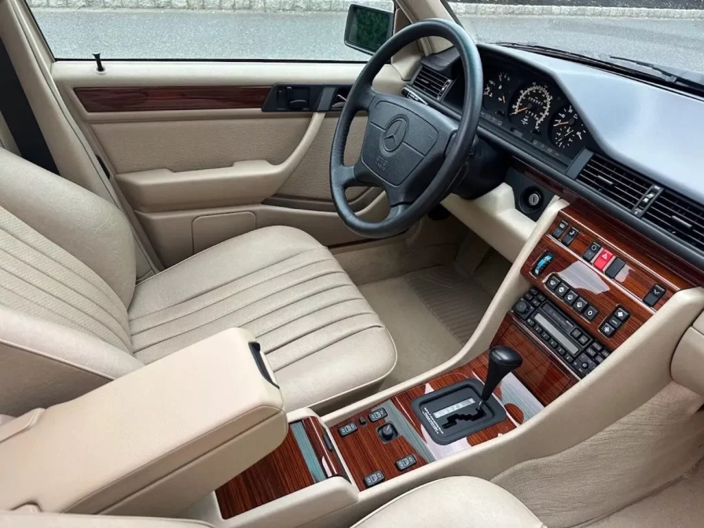 1995 Mercedes Benz E300 Diesel BAT 7 Motor16
