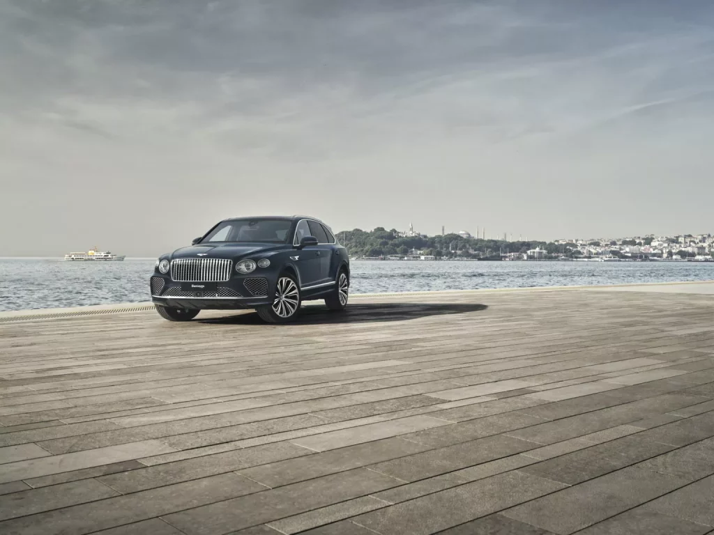 Bentley se inspira en 'la ciudad de los tres nombres' para esta edición especial 6 Motor16 2024 Bentley Estambul 2 Motor16