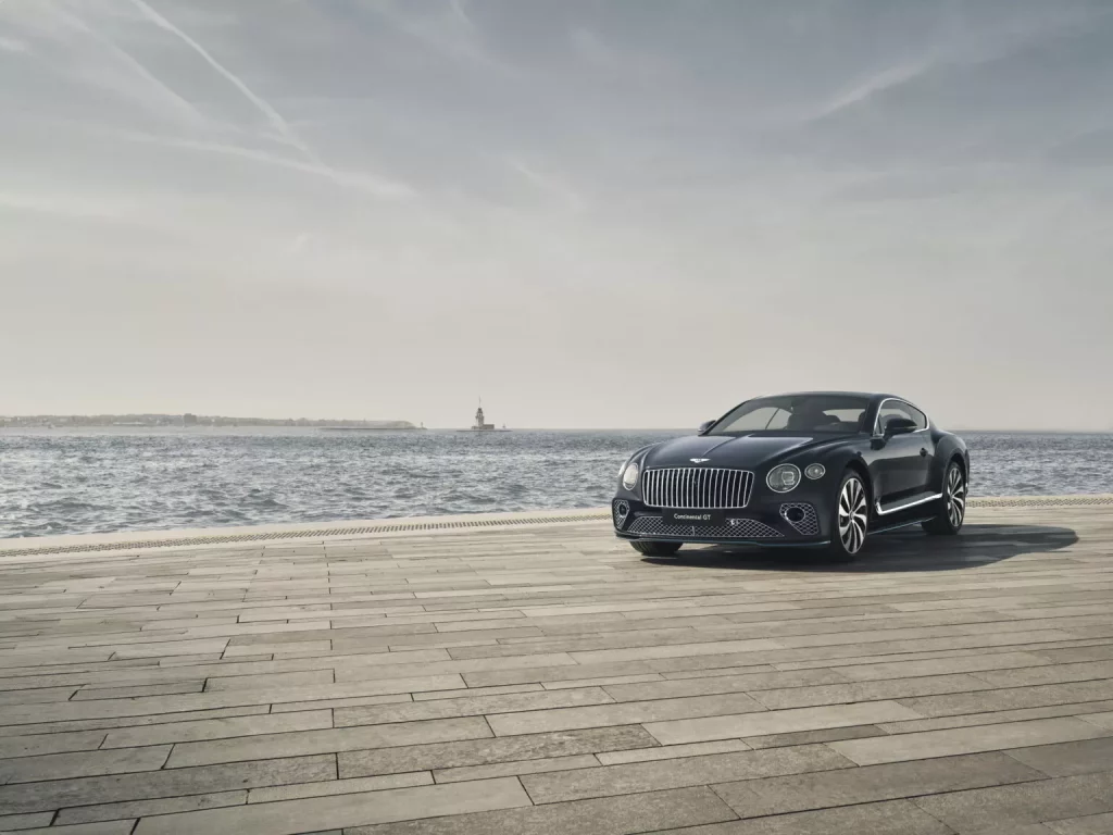 Bentley se inspira en 'la ciudad de los tres nombres' para esta edición especial 7 Motor16 2024 Bentley Estambul 3 Motor16